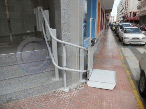 Plataforma Salvaescaleras en Torrevieja (Alicante)