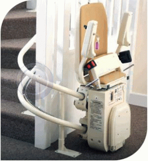 Tu negocio en Murcia es MÁS con una silla salvaescaleras